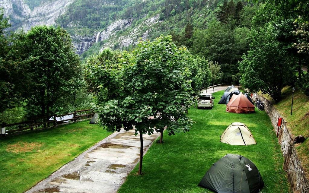 Camping Valle De Bujaruelo Torla Exterior photo